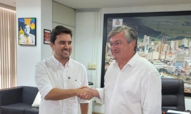 Vinícius Camarinha volta atrás e pede continuidade de licitações após suspensão dos processos pela Justiça