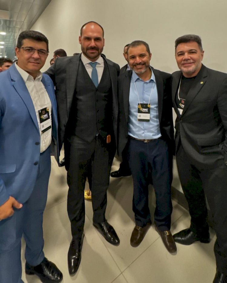 João Pinheiro Deixará o PRTB e Pode Candidatar-se ao Congresso ao Lado da Esposa Victória Casadei