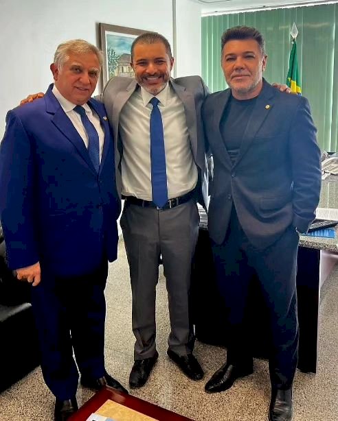 João Pinheiro Deixará o PRTB e Pode Candidatar-se ao Congresso ao Lado da Esposa Victória Casadei